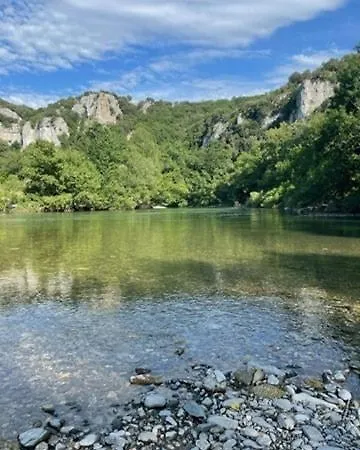 Semesterbostad Valboissiere Mas Avec Piscine *