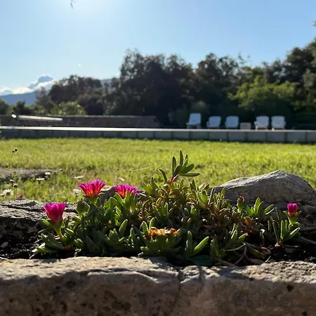 Valboissiere Mas Avec Piscine Tatil Evi Brissac